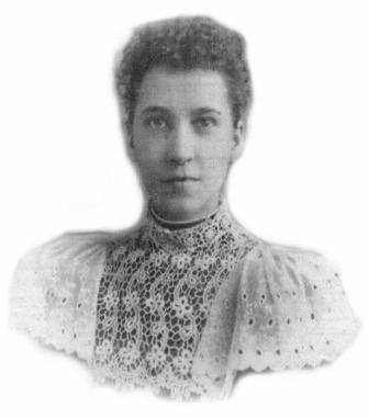 Lady with lace collar