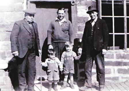 Greenwell family 1950s, courtesy and copyright of Colin Greenwell 