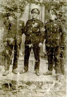 3 soldiers WW1, friends of Thomas Lowery